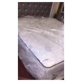 Laura Ashley Whispering Dawn king mattress & box