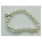 10kt Gold Genuine Pearl Baby Bracelet