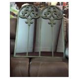 Antique Style Accent Mirror