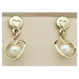 14kt Gold Pearl Heart Earrings