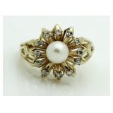 14kt Gold Pearl & Diamond Ring