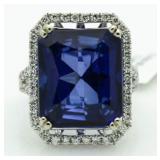 14kt Gold 20.76 ct Sapphire & Diamond Ring