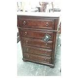 B554-46 Ashley chest