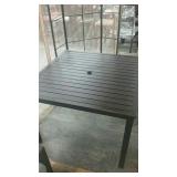 Outdoor patio table (square)