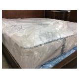 Serta Swan Harbor King Mattress&Box