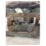 Royal Velvet 4pc Comforter Set