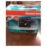 Honeywell Cool Moisture Humidifier