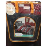 Frank & Lulu Twin Size Comforter MSRP $140