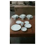 24 piece dish set