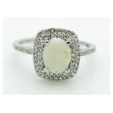 14kt Gold 2.50 ct Opal & Diamond Ring