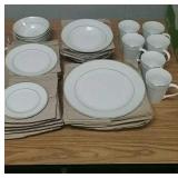 36 piece dish set