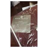 Royal Velcet Coverlet king