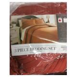 Essential Collection 3 Pc Queen Bedding Set