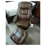 Badcock Leather Lounger With Ottoman