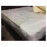 King koil Plush/Firm Mattress & Box