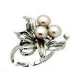 $420 Pearl Designer Ring