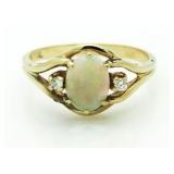 14kt Gold Cabechon Opal & Diamond Ring