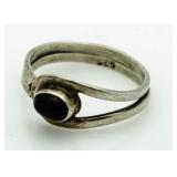 Onyx Cabochon Estate Ring