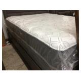 Mt. Rogers Queeen Super Thick Mattress & Box