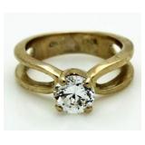10kt Gold Brilliant 1.00 ct White Topaz Solitaire