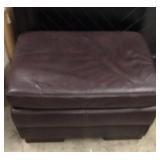 LEATHER Ottoman