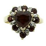 14kt Gold Garnet Heart Ring