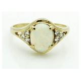 14kt Gold 2.10 ct Opal & Diamond Ring