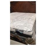 Serta iComfort King Hybrid Mattress & Box