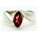 Gorgeous 1.00 ct Garnet Marquise Ring
