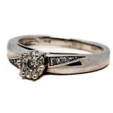 14kt Gold Diamond Flower Ring