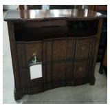 Klaussner Media Stand