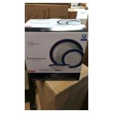 Mainstays 24 pc Dinnerware Set (Service for 8)