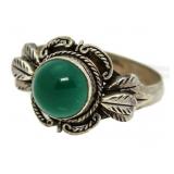 Vintage Style Cabochon Round Chrysoprase Ring