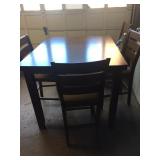 Counter Height Table & 4 bar Stools