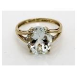 14kt Gold Oval 4.00 ct White Topaz & Diam. Ring