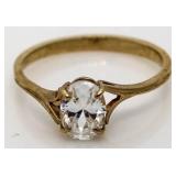 10kt Gold Oval White Topaz Solitaire Ring