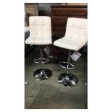 Ashley Gas Lift Adj Height Bar Stools