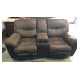 Ashley 652 Double Recliner w" Console As-Is