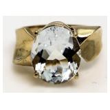10kt Gold Oval 4.00 ct White Topaz Solitaire Ring