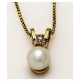14kt Gold Pearl & Diamond Pendant