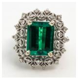 14kt Gold Emerald Cut 5.23 ct Emerald & Diam. Ring