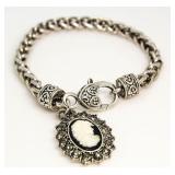 Beautiful Cameo Fashion Bracelet