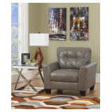 2700220 Chair And Ottoman