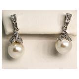 Elegant Pearl Teardrop Earrings