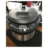 Cooks Essential Pressure Pot