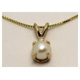 14kt Gold Pearl & Diamond Pendant
