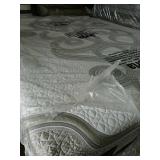 Queen Serta SmartREACT Mattress & Box