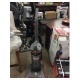 Hoover Windtannel High Capacity Vacuum