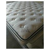 King Serta Perfect Sleeper Mattress & Box