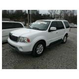 2004 Lincoln Navigator